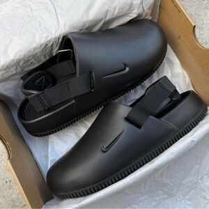 Nike Men's Black Slip-On Loafers